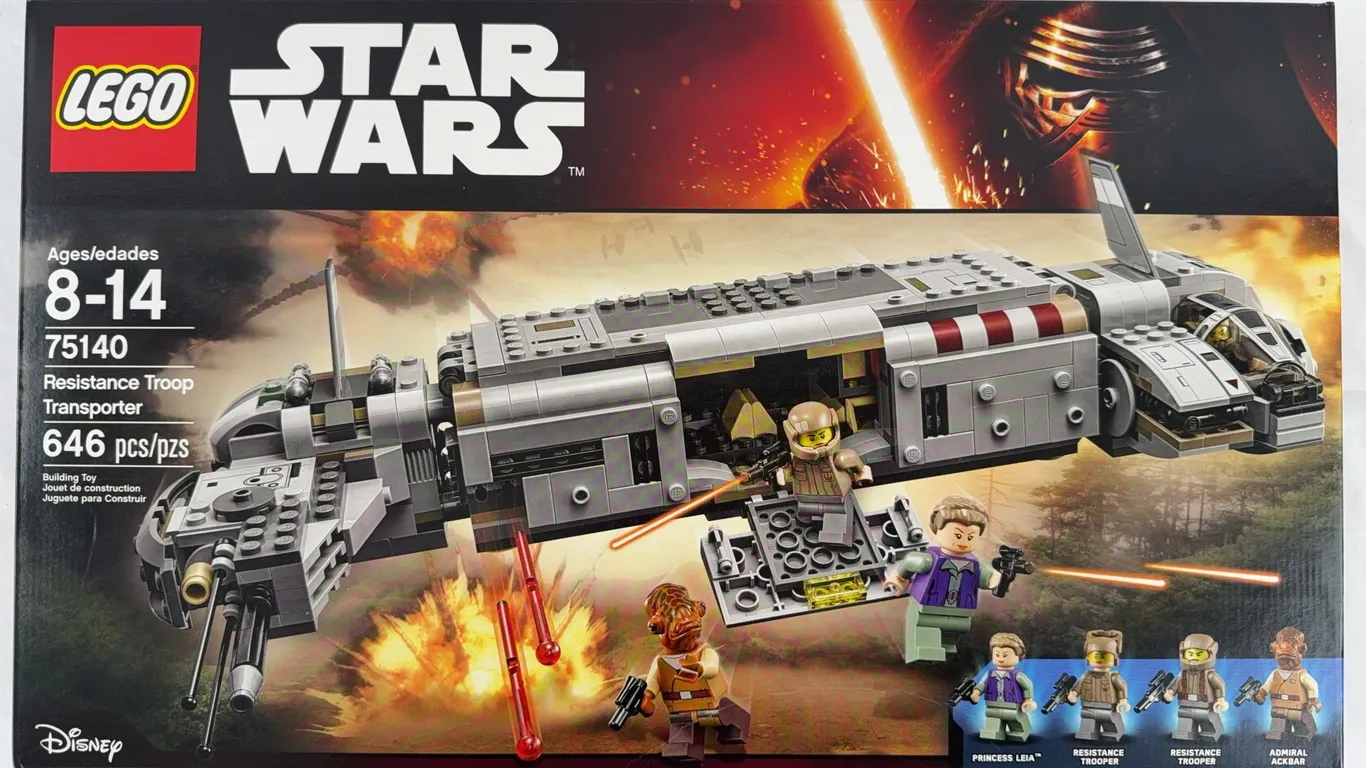 LEGO Star Wars Resistance Troop Transporter 75140 (2016)