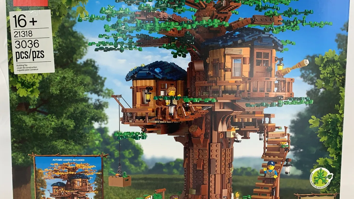 LEGO Ideas Tree House 21318 (2019)
