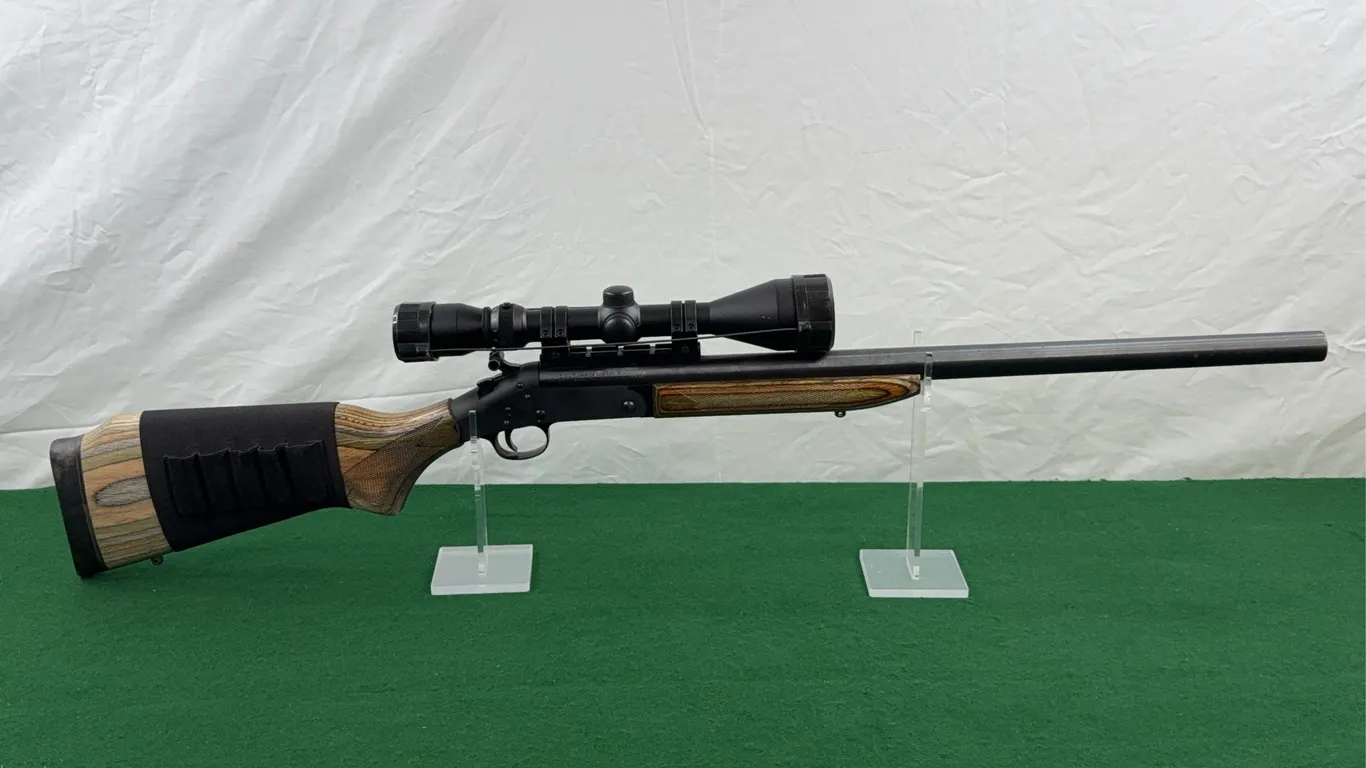 Harrington & Richardson Ultra Slug 20 Guage Single Shot Shotgun, 3” Rifled Bore, 24” Barrel, Serial #CAC 253419, Laminated Stock, Tasco 3x-9x.50 S