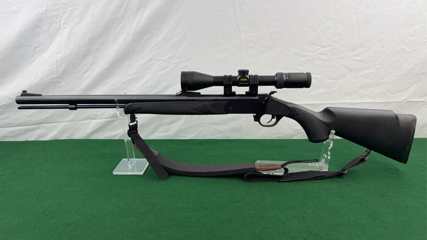 Traditions Canyon .50 Cal. Muzzleloader, 1/28”, 24” Barrel, 14-13-027761-11, Cabela’s Powder Horn 3-10x40MM Scope