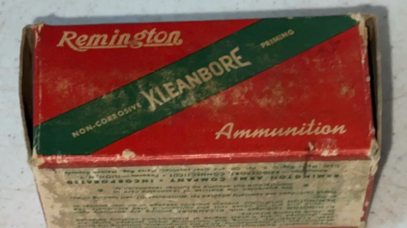 Remington Kleanbore 351 Win Self Loading Ammunition Box With Cartridges