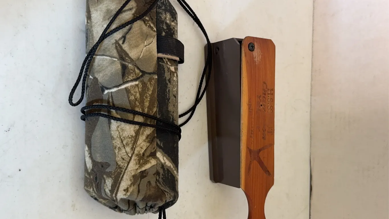H.S. Strut Champion Yelper Natural Box Turkey Call with Camo Pouch