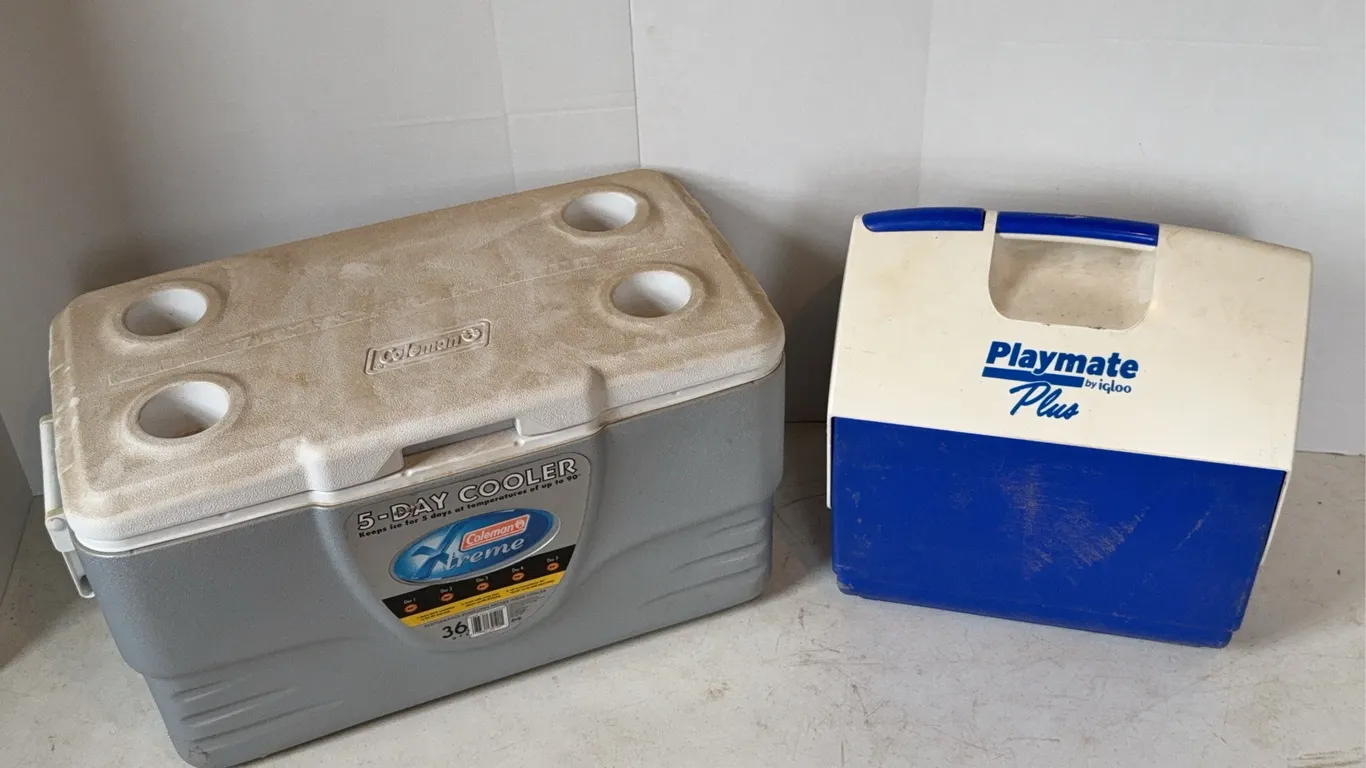 Coleman Xtreme 36 Quart Cooler and Igloo Playmate Plus Cooler Set