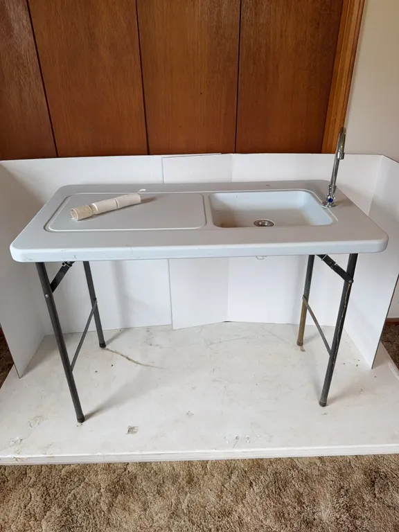 Outdoor Portable Folding Fish Cleaning Table With Sink Faucet