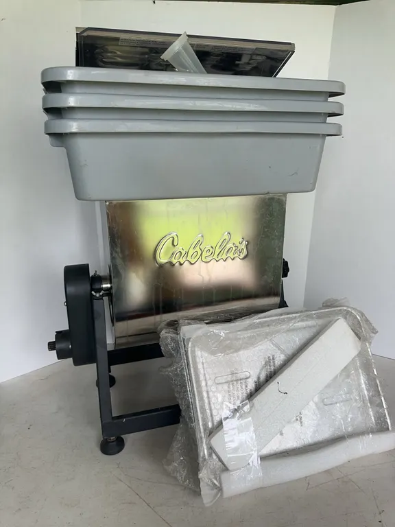 Cabela's Commercial Grade Stainless Steel Tilting Meat Mixer Model 54-1002