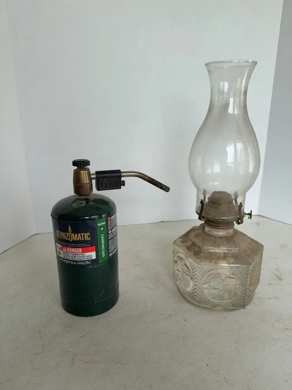 Lamplight Farms Glass Oil Lamp and Bernzomatic Propane Cylinder