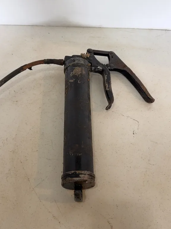 Manual Pistol Grip Grease Gun Tool with Flexible Extension Hose