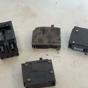 Assorted Electrical Circuit Breakers Lot Eaton Square D