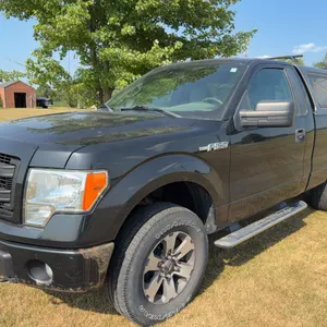 2014 Ford F150 STX 4x4 Pickup Truck Century Truck Cap