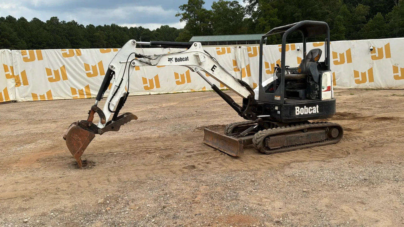 2010 BOBCAT E32M MINI EXCAVATOR SN: A94H13073