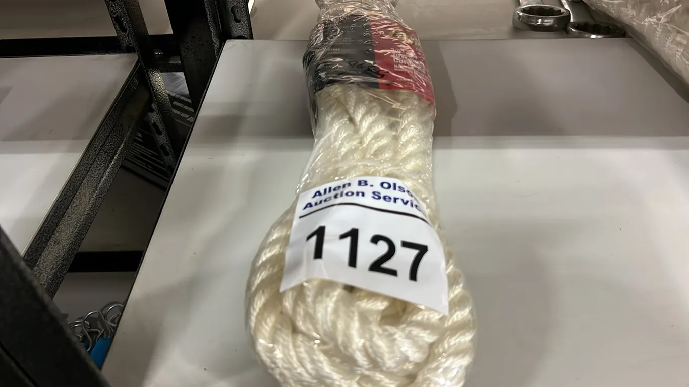 NEW/UNUSED 3/4"X20' TOW ROPE
