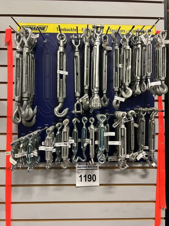 NEW/UNUSED DYNALINE DISPLAY RACK