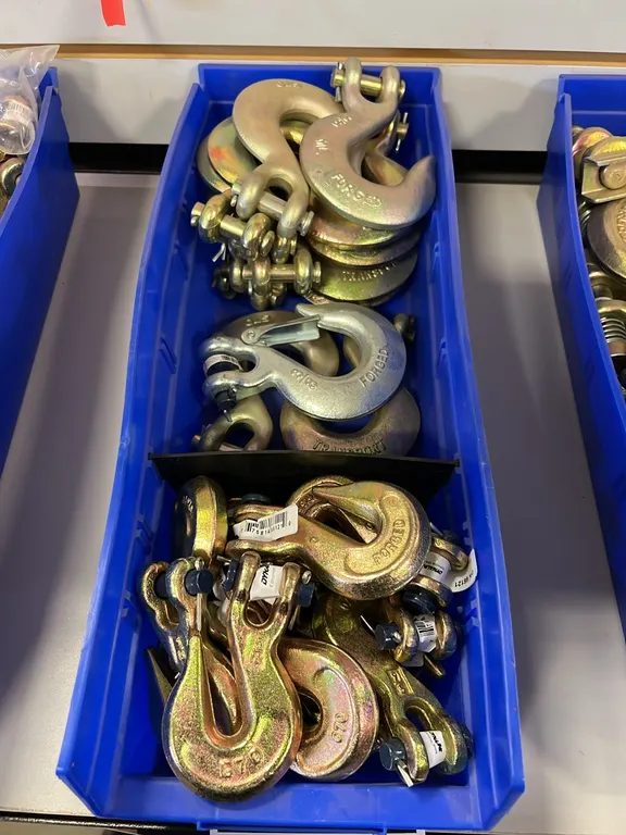 NEW/UNUSED TRAY OF ASSORT HOOKS
