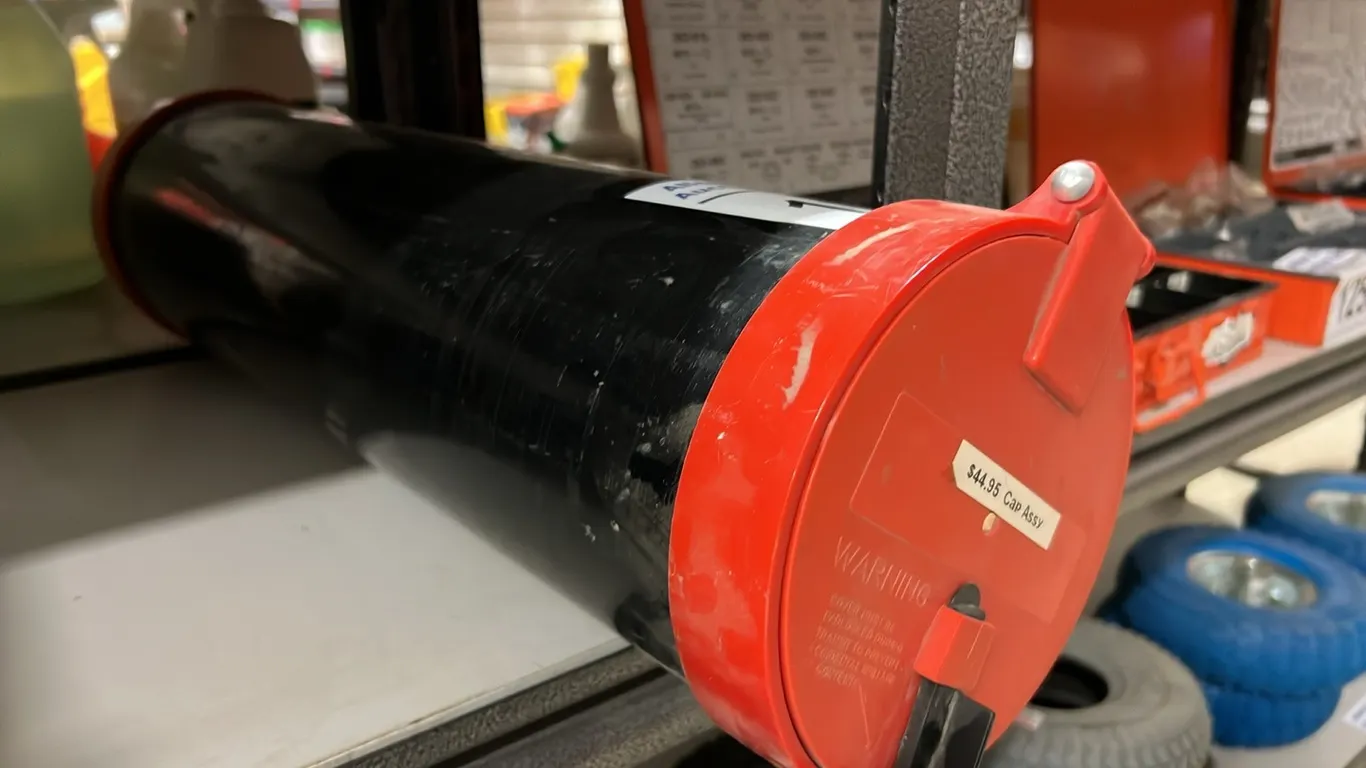 NEW/UNUSED 5 1/2" IDx24"L PLASTIC CAP STORAGE CYLINDER