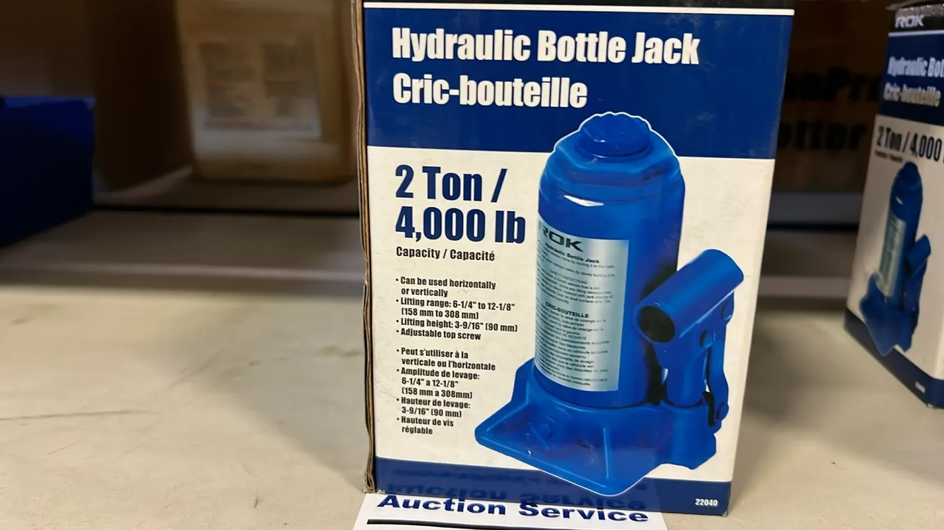 2 - NEW/UNUSED 2 TON HYD BOTTLE JACKS - SOLD PER JACK