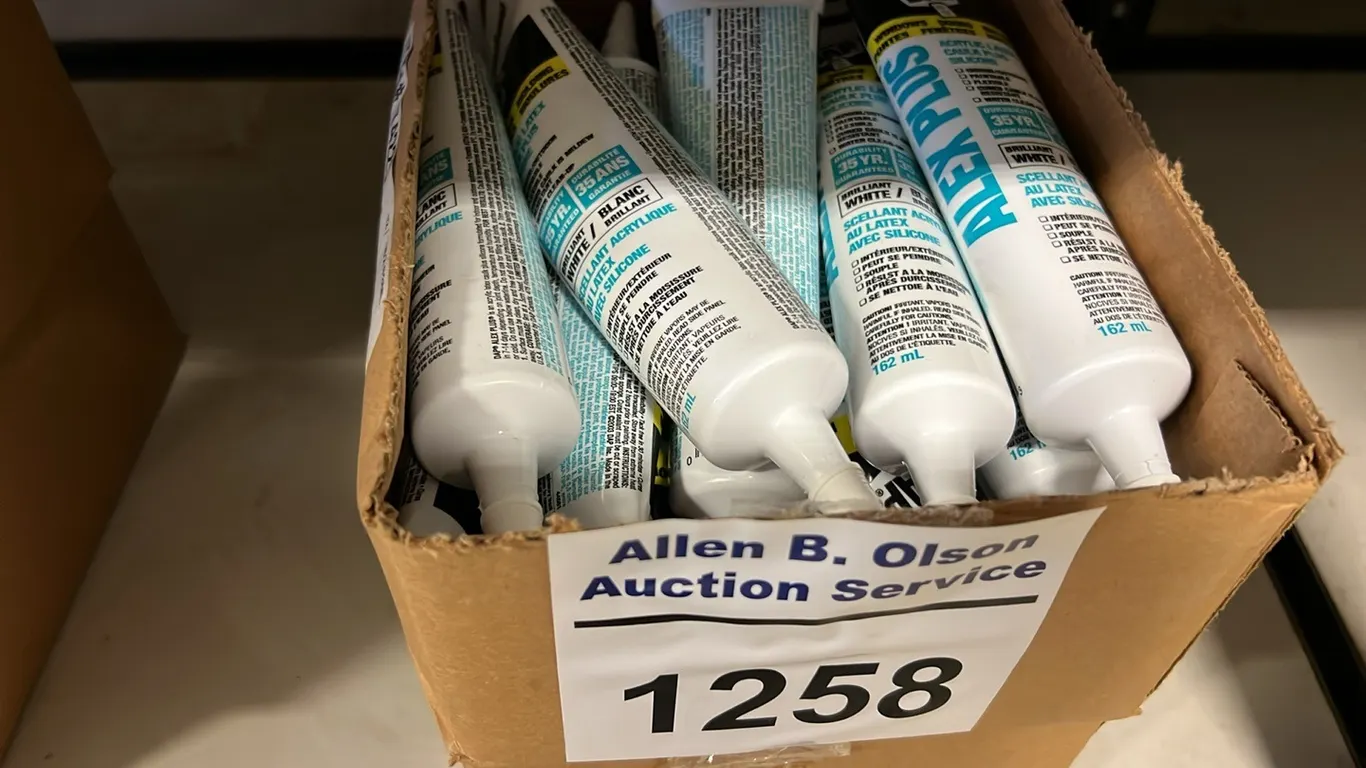 2 BOXES - NEW/UNUSED ALEX PLUS ACRYLIC LATEC CAULKING PLUS SILICONE FOR WINDOWS & DOOR MOLDINGS