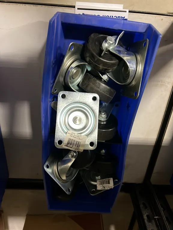 NEW/UNUSED TRAY OF 3" SWIVEL CASTORS