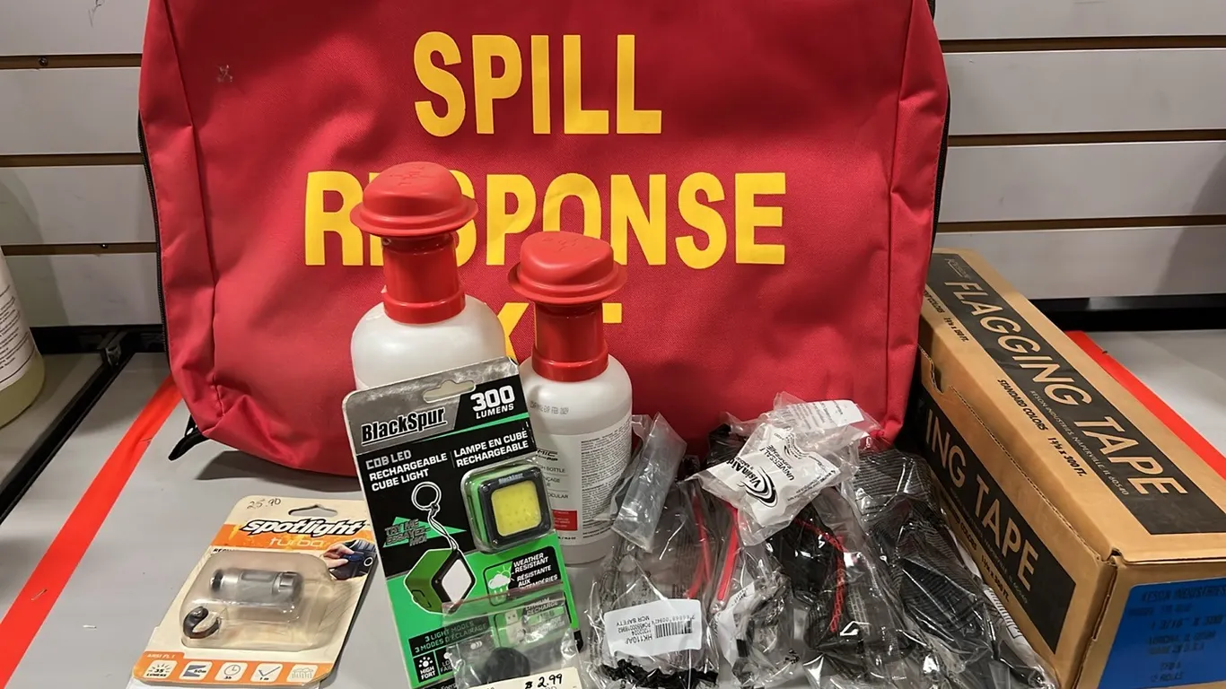 NEW/UNUSED SPILL RESPONSE KIT