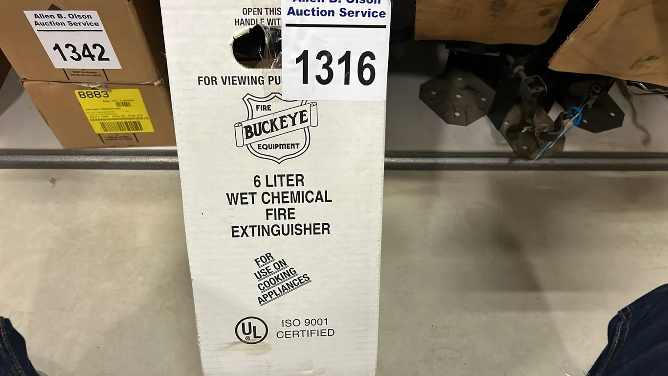 NEW/UNUSED BUCKEYE 6L WET CHEMICAL FIRE EXTINGUISHER