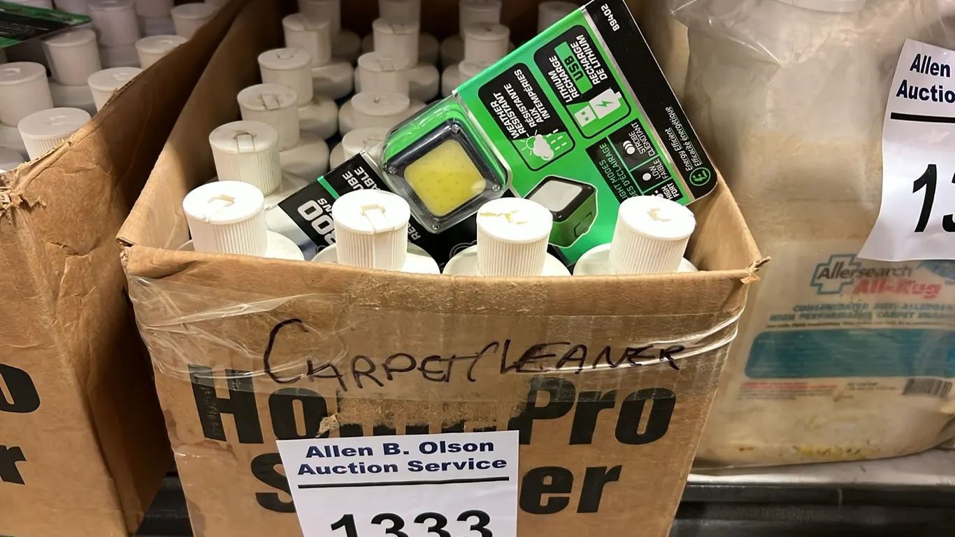 NEW/UNUSED 16 - JUGS HOME PRO SPOTTER PROFESSIONAL STRENGTH CLEANER