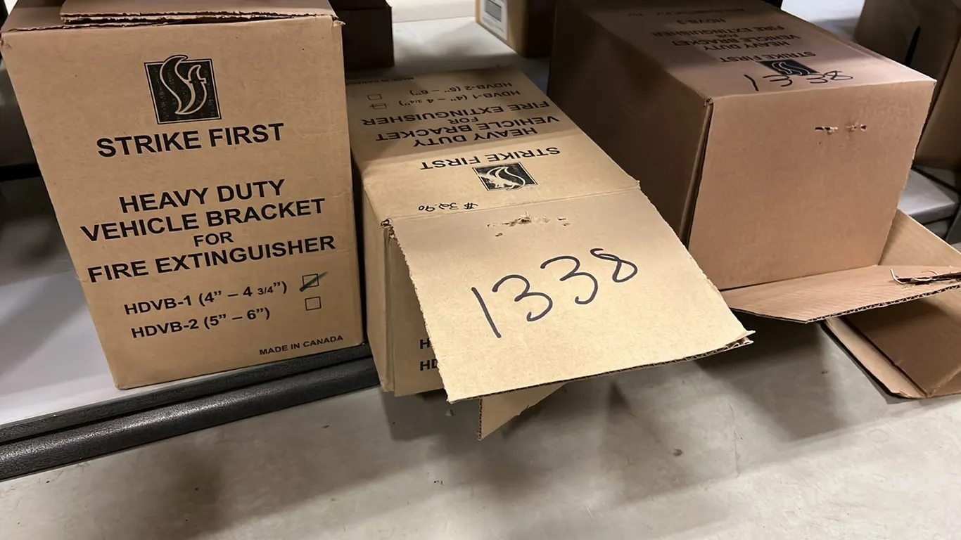 NEW/UNUSED MOUNTING BRACKET FOR FIRE EXTINGUISHER