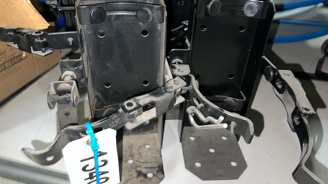 NEW/UNUSED 5 - FIRE EXTINGUISHER BRACKETS