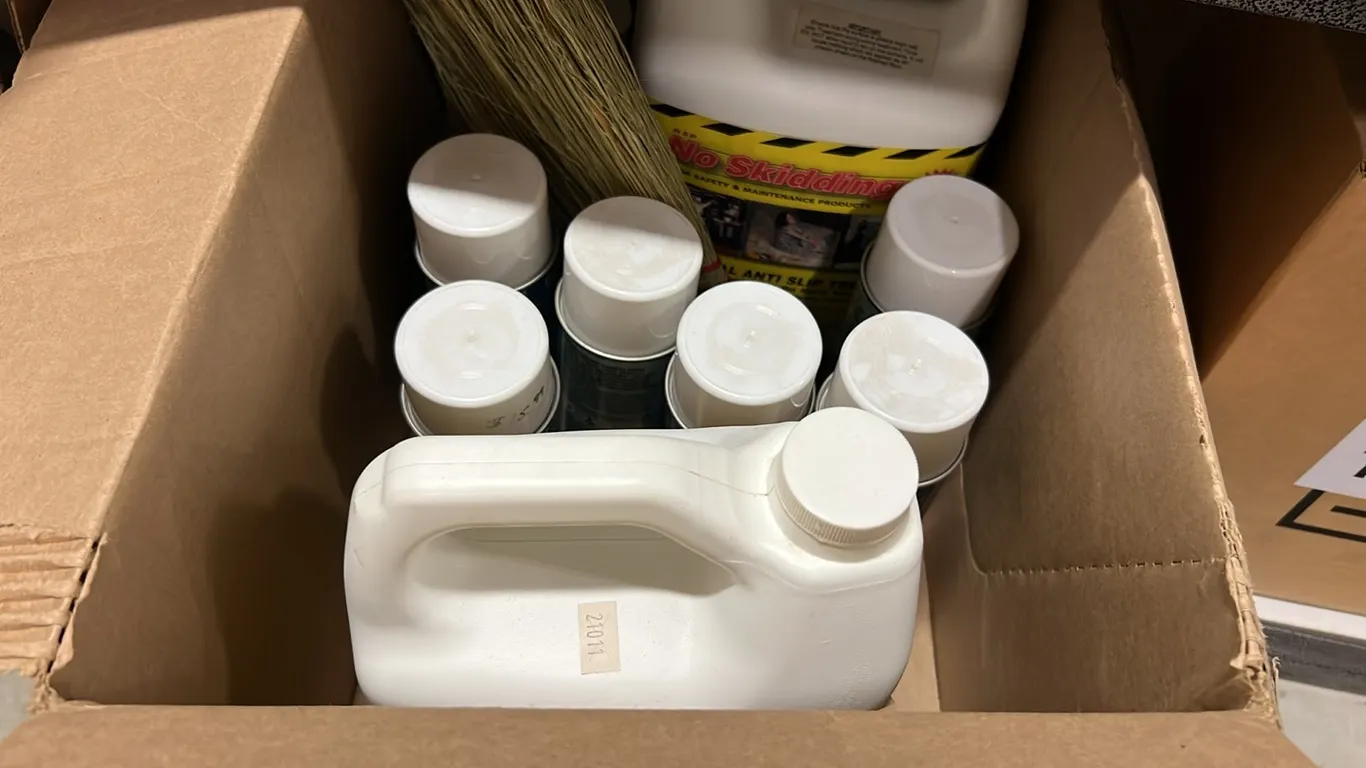 NEW/UNUSED 2 - JUGS OF NO SKIDDING FLOOR SAFETY MAINTENANCE PRODUCTS