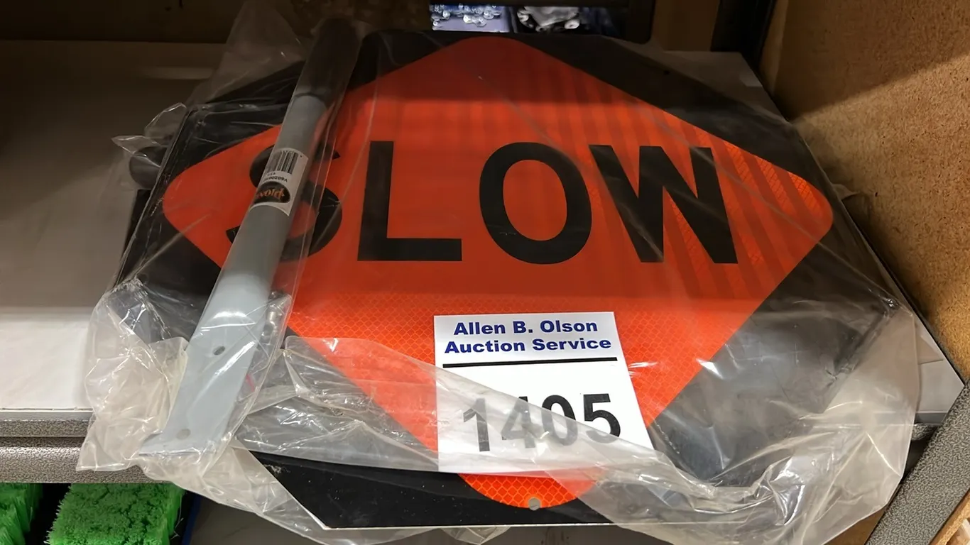 2 - NEW/UNUSED SLOW TRAFFIC SIGNS w/ HANDLES