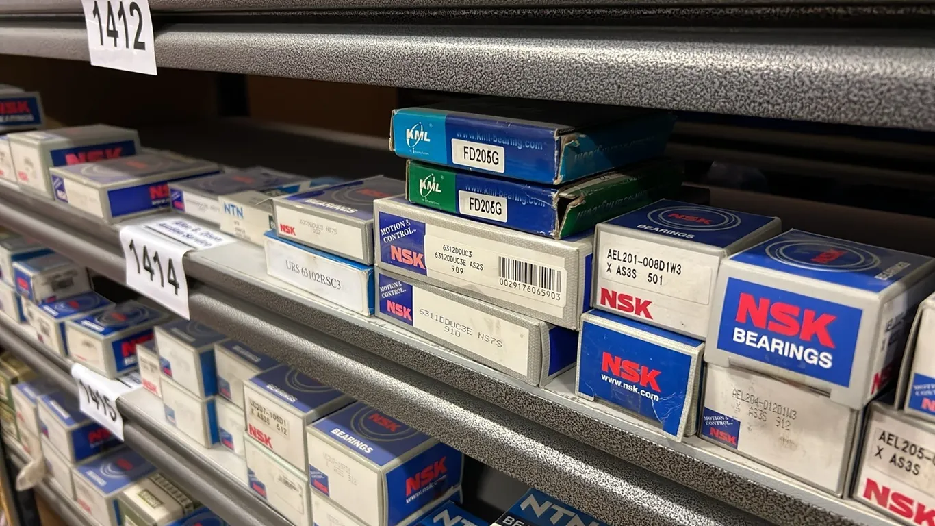 NEW/UNUSED LOCKING INSERT BEARINGS & ROLLER BEARINGS