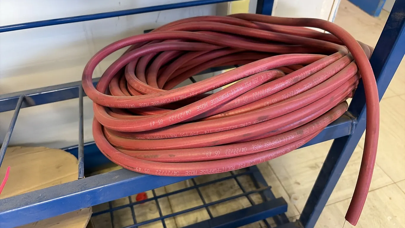 NEW/UNUSED 1/4" 250PSI MULTI PURPOSE HOSE & 1/2" ID CLEAR BRAID HOSE