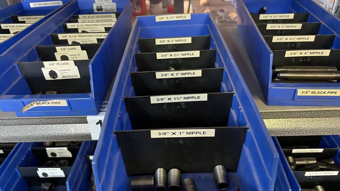 NEW/UNUSED 3/8" BLACK PIPE ELBOWS & COUPLERS, PLUGS, CAPS, NIPPLES & MORE