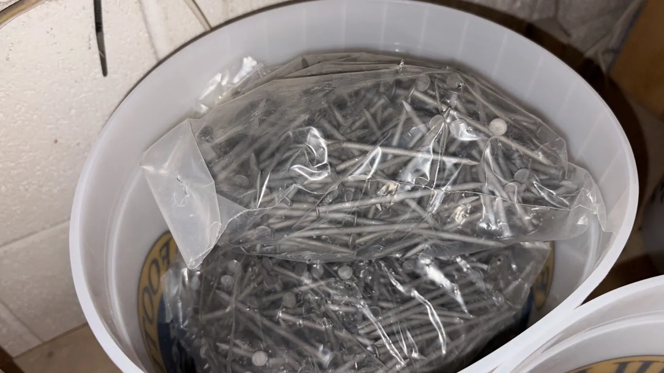 NEW/UNUSED - PAIL CONSISTING OF 4 BAGS OF 1 1/2" ARDOX NAILS & PAIL CONSISTING OF 4 BAGS OF 3" NAILS