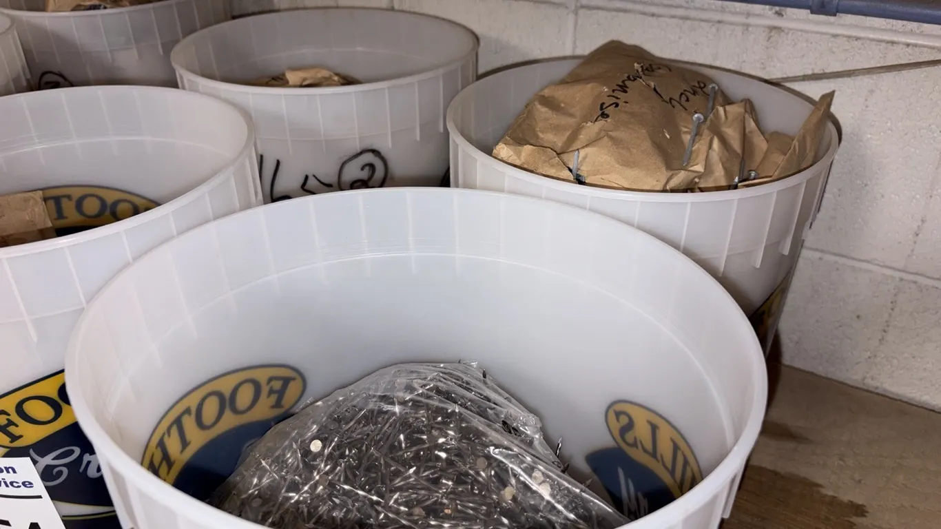 NEW/UNUSED PAIL CONSISTING OF 4 BAGS OF 1 1/2" ARDOX NAILS & ONE PAIL CONSISTING OF 3 BAGS OF 2" NAILS