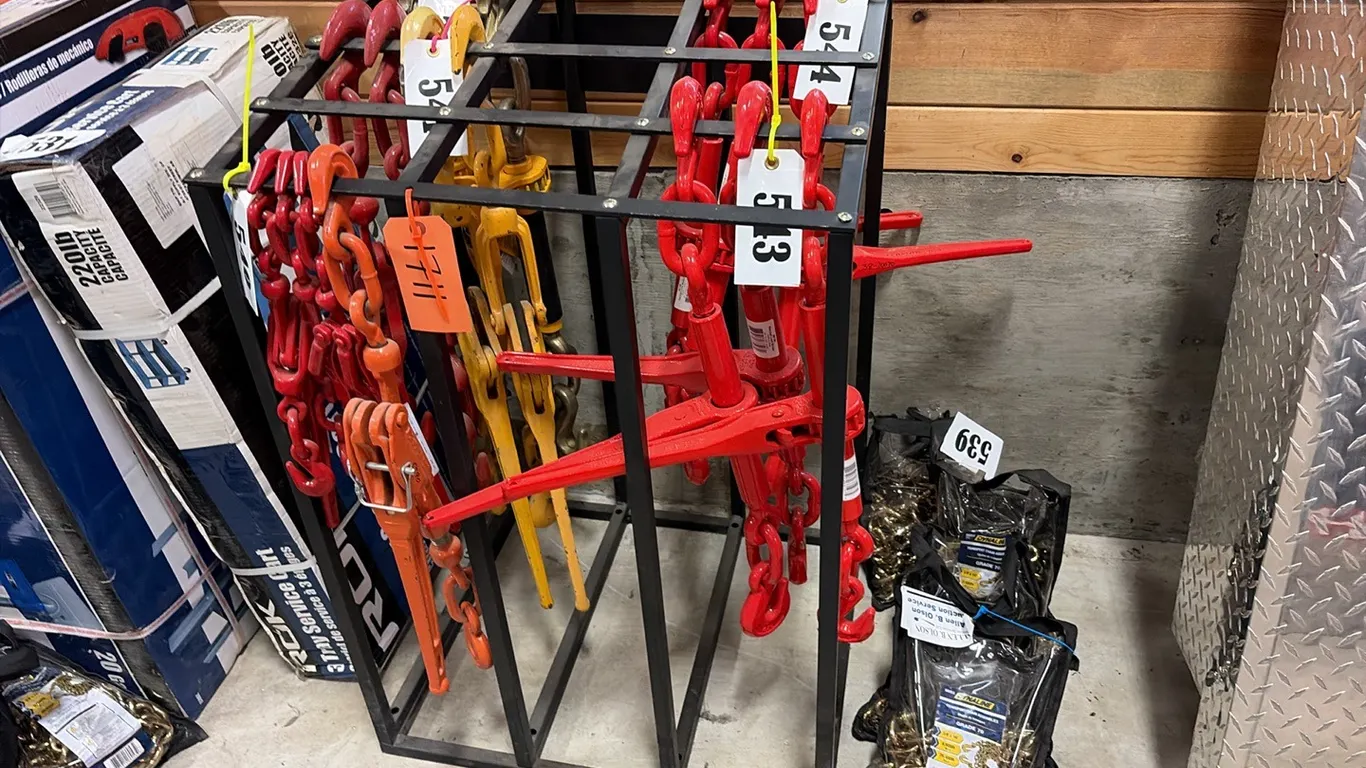 METAL DISPLAY RACK