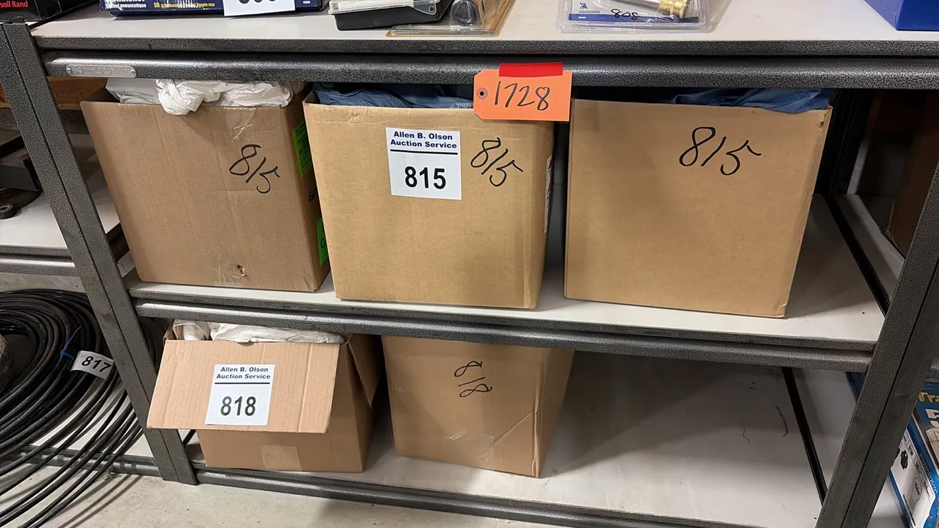 3 SHELF SHELVING UNIT 48"L x 18"W