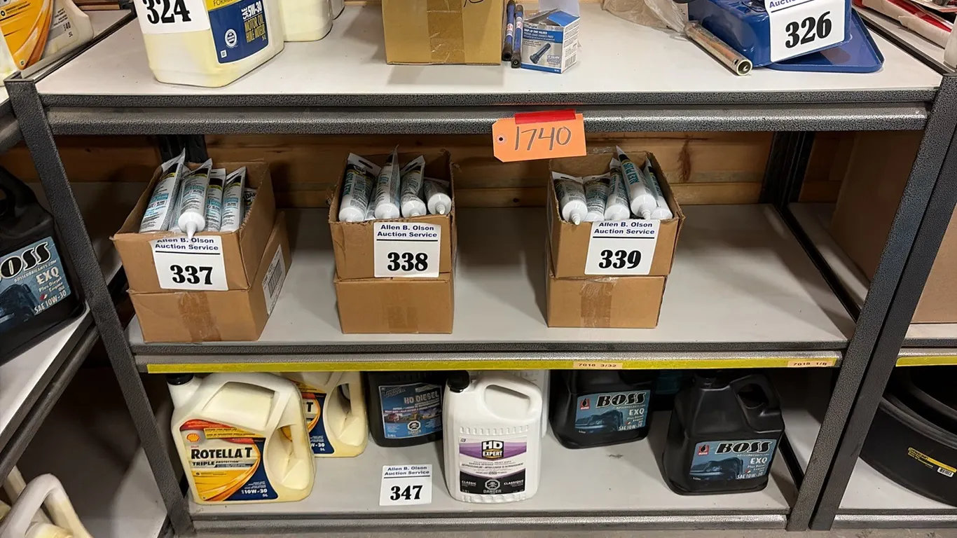 3 SHELF SHELVING UNIT 48"L x 18"W