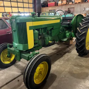 John Deere 420 Tractor
