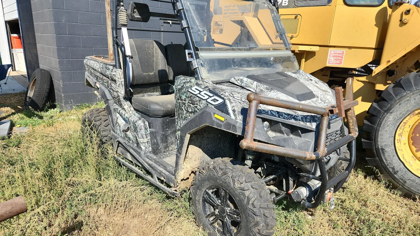 Linhai T-Boss 550 UTV