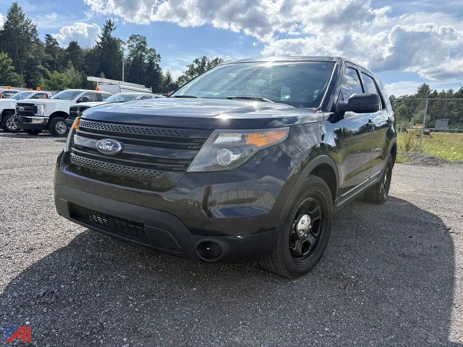 2015 Ford Explorer SUV/Police Vehicle