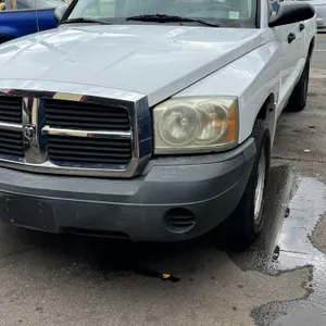2006 Dodge Dakota Pickup Truck