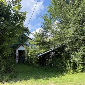 1 Burke-Delosh Rd, Brasher
