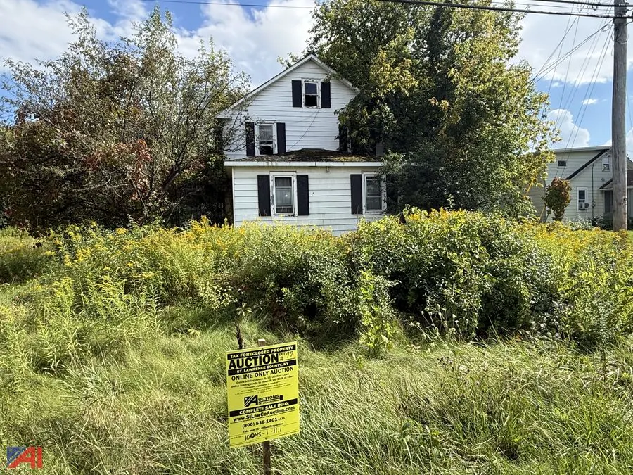 38 Highland Rd, Massena