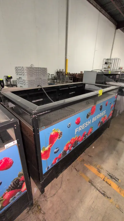 6' MTLCOOL model HARVEST-FT-6-115-0 (SN: 208185-07-21), Portable self contained open air cooler, 115V