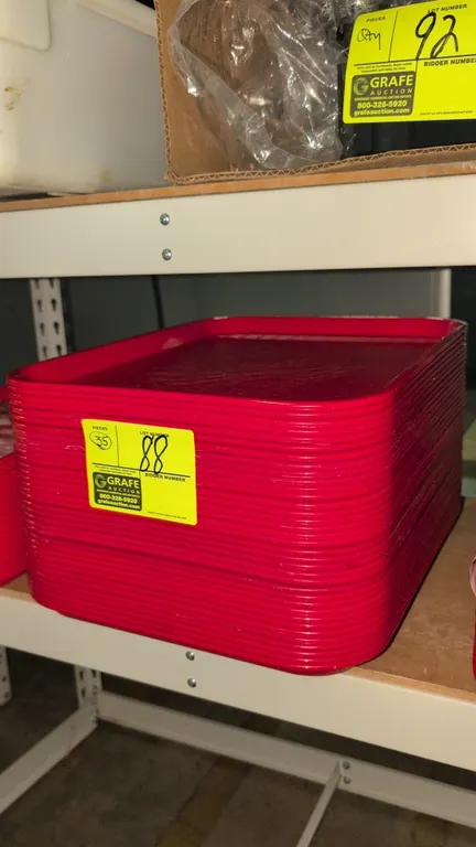 14"x18" Carlisle poly café trays (approximately 35 count)