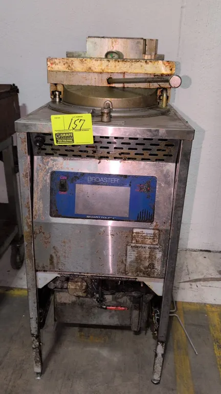 Broaster model 1800GH, Gas pressure fryer with smart touch display