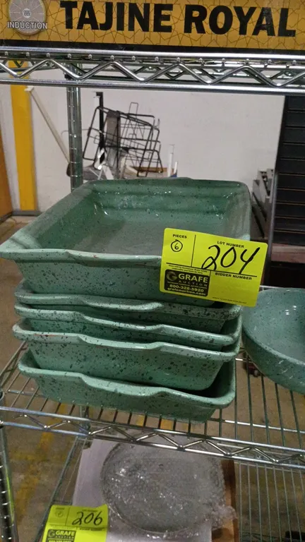 Ceramic baking dishes