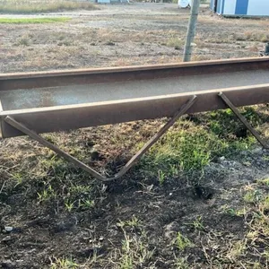 10’ metal feed trough w/ V style legs
