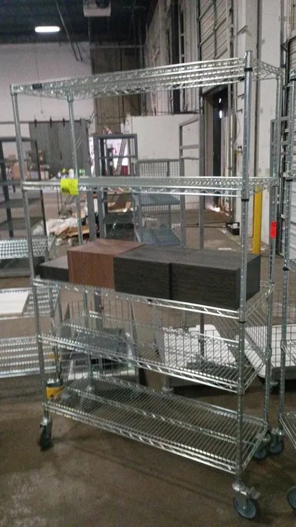 48"x18"x78" IRSG portable chrome rack