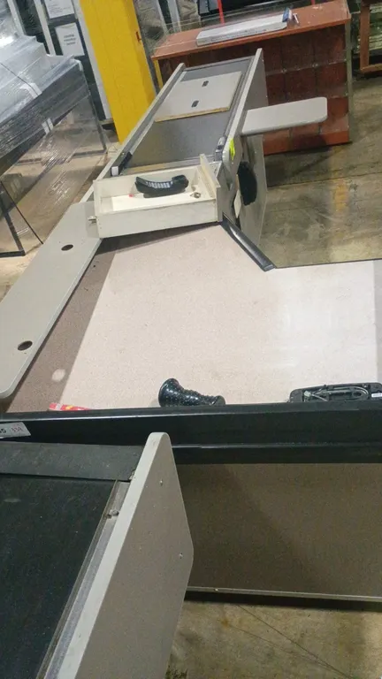 50"x143"x36" LOAD KING Single belt check lane