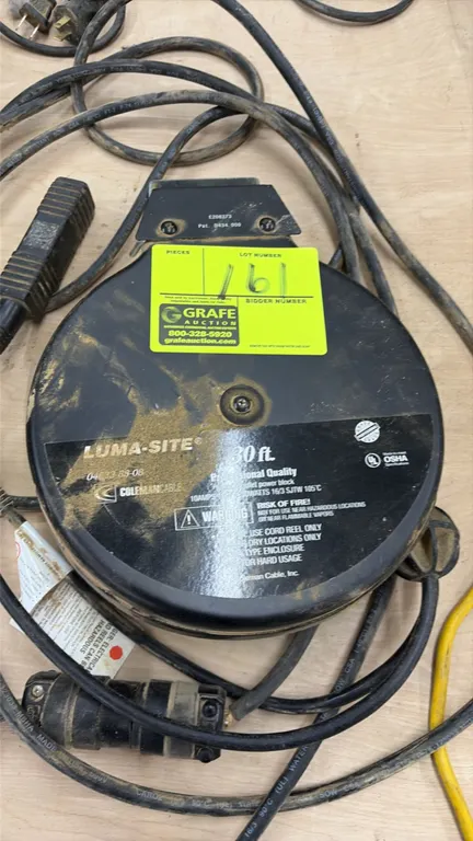 Coleman Cable Luma-Site 04633-88-08 30' retractable cord reel. Features a 3-outlet power block and 16/3 SJTW cord. Electrical: 125V, 10A, 1250W.
